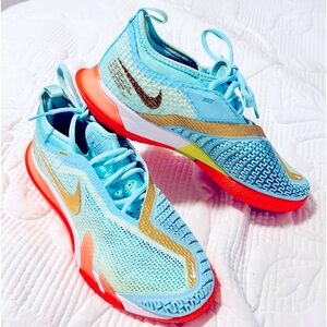 NikeCourt React Vapor NXT HC Women's Tennis Shoes - Women’s Size 7